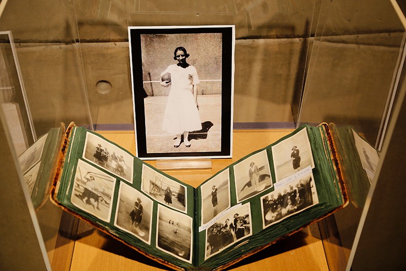Euskal Abertzaletasunaren Museoa - Begoña de la Sotaren eta Aburtoren familia-albuma