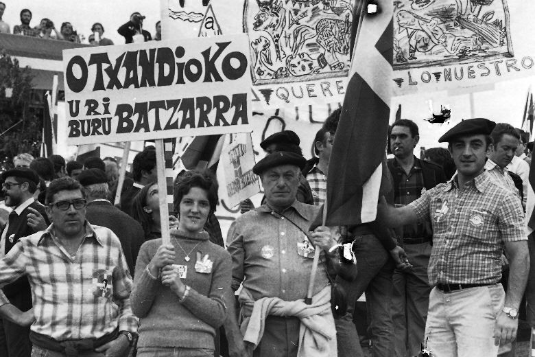 Euskal Abertzaletasunaren Museoa - Museo del Nacionalismo Vasco - Alderdi Eguna 1977