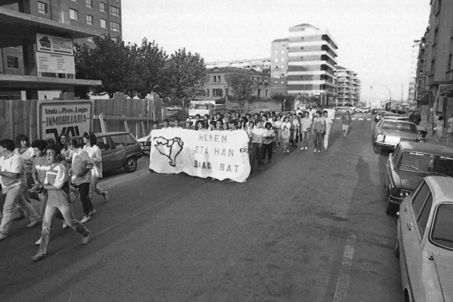 Euskal Abertzaletasunaren Museoa - Alderdi Eguna 1985 - 1895-1985 Abertzaletasunak 90 urte