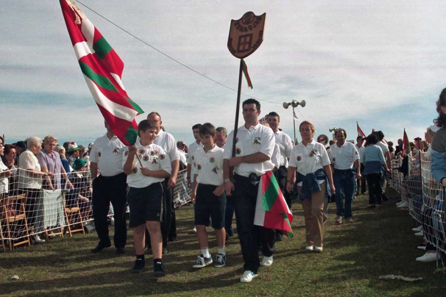 Euskal Abertzaletasunaren Museoa. Alderdi Eguna 2001