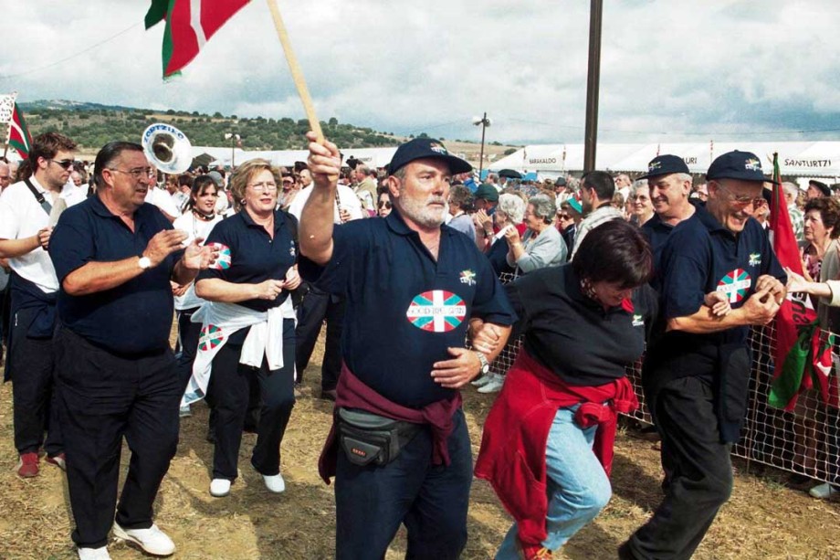 Euskal Abertzaletasunaren Museoa. Alderdi Eguna 2003