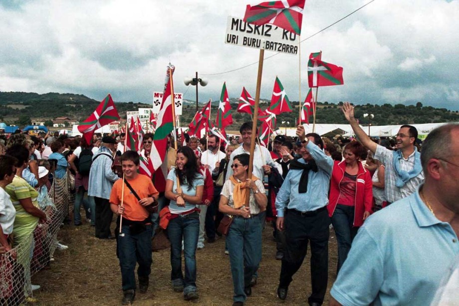 Euskal Abertzaletasunaren Museoa. Alderdi Eguna 2003