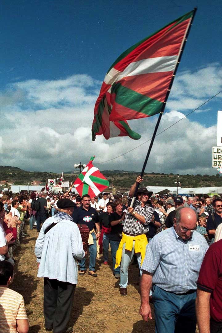 Euskal Abertzaletasunaren Museoa. Alderdi Eguna 2003