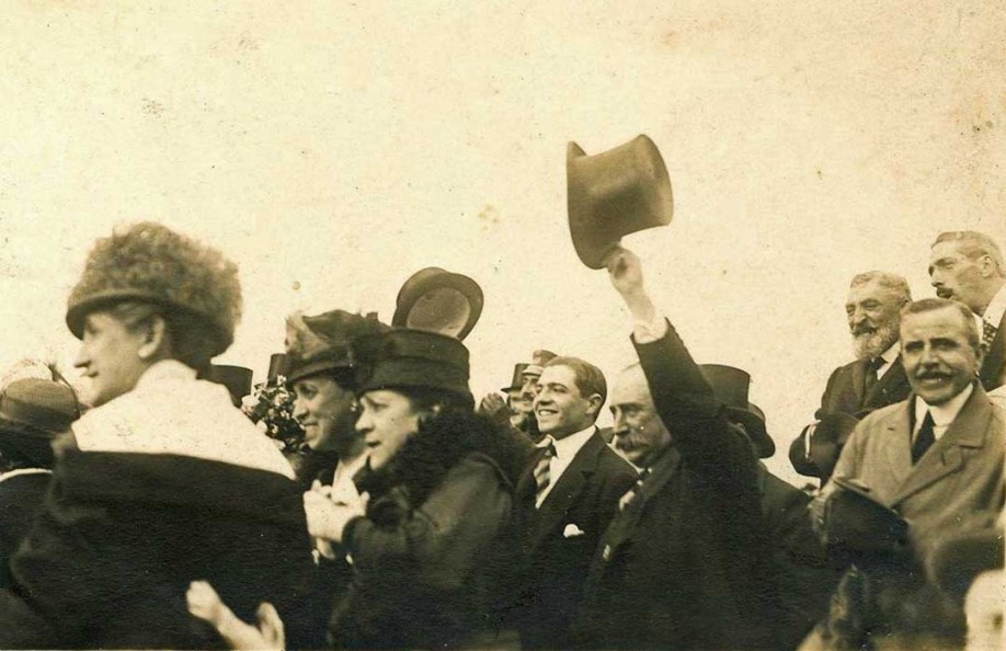 Euskal Abertzaletasunaren Museoa. Sota ontzi-enpresa eta Aznar