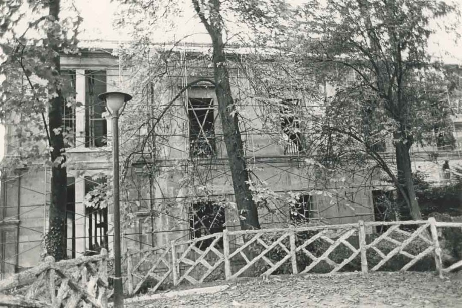Euskal Abertzaletasunaren Museo.Eusko Legebiltzarraren eraikina