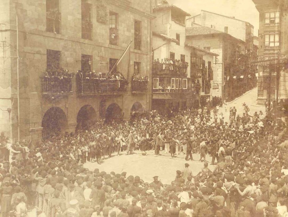 Euskal Abertzaletasunaren Museoa. San Pedro jaia Bermeon.