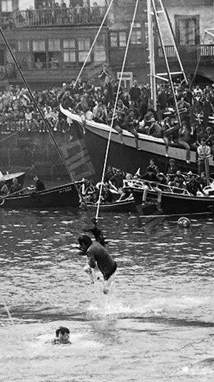 Euskal Abertzaletasunaren museoa - euskal jaiak - Antzar Eguna