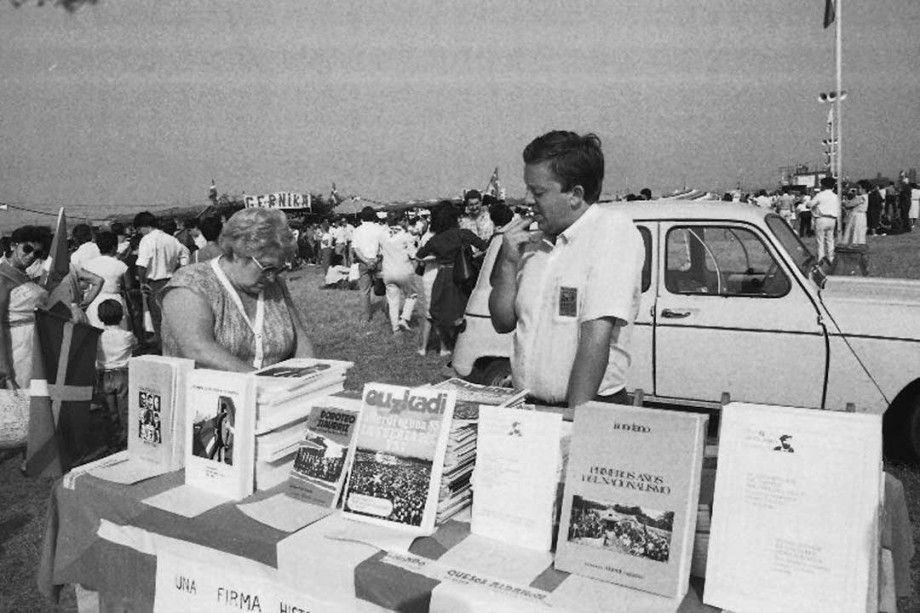 Euskal Abertzaletasunaren Museoa - Alderdi Eguna 1985  Abertzaletasunak 90 urte