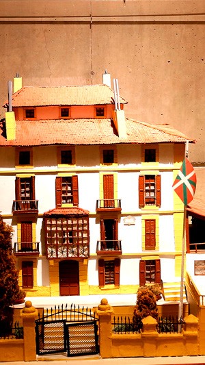 Euskal Abertzaletasunaren Museoa - Sabin Etxea maketa