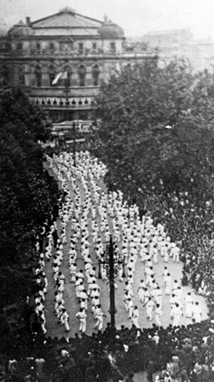 Euskal Abertzaletasunaren Museoa - Euskal Jaiak - Inazio deuna