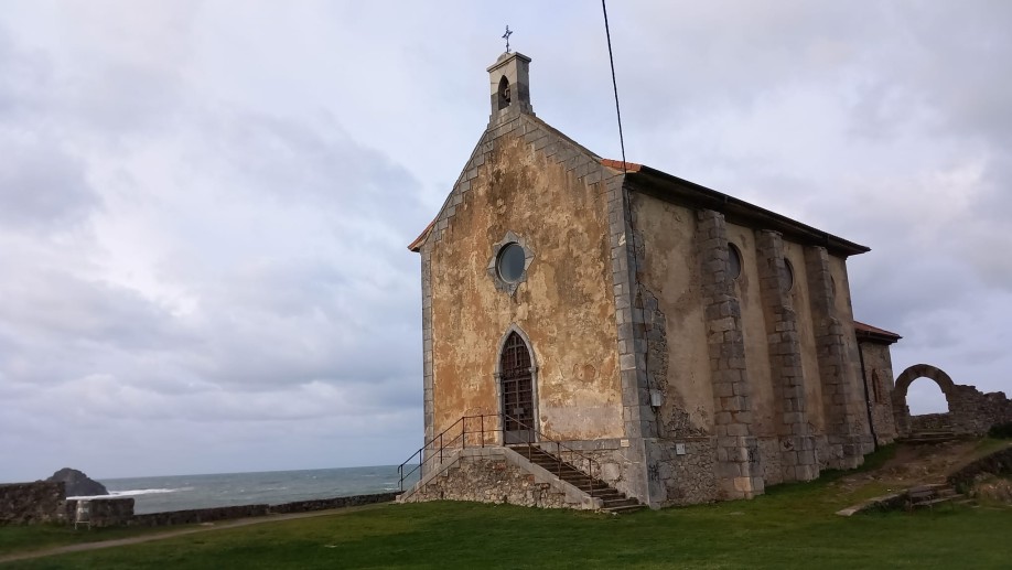 Euskal Abertzaletasunaren museoa - Bizkaiko ermitak - Santa Katalina ermita, Mundaka